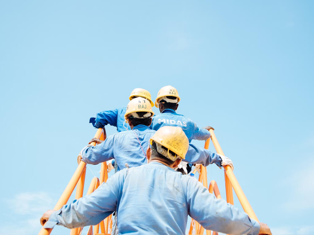 Ferretería Mamut - 30 años de experiencia